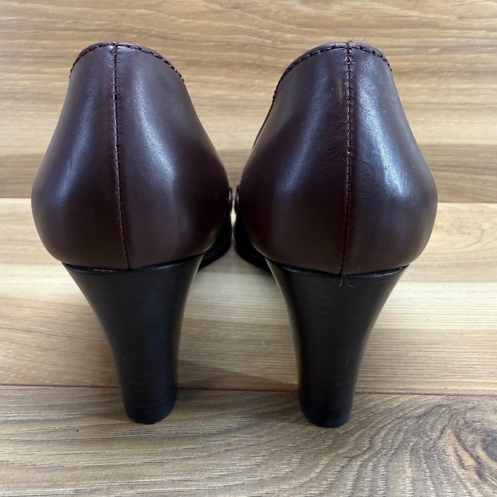 BURBERRY Horsebit Pumps Womens 7 EU 37 Brown Leather Dress Shoes - Picture 7 of 11